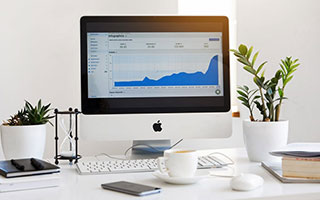 开云电竞-“单挑”梅奔太难了 维斯塔潘期待与佩雷兹并肩作战